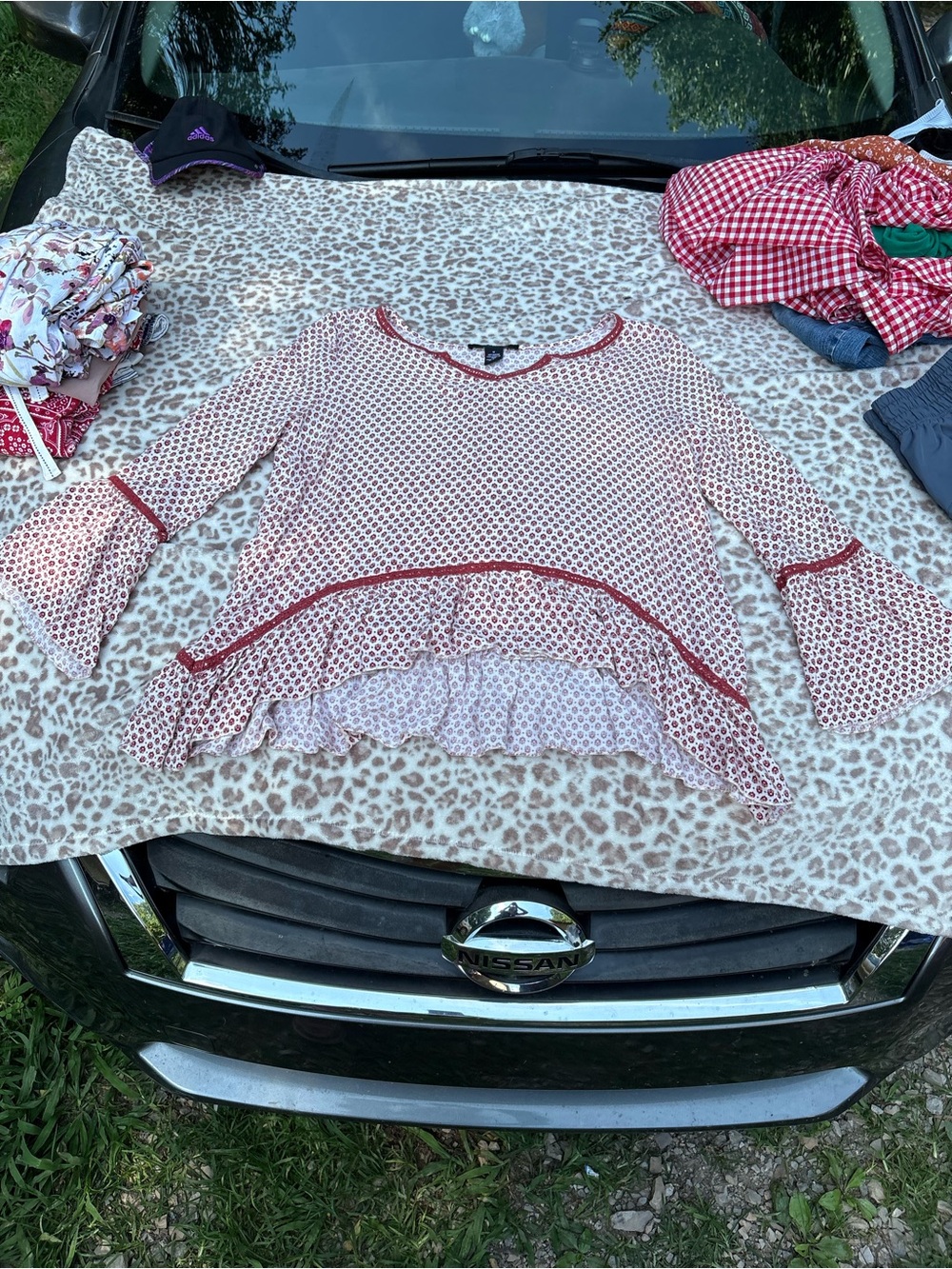 Riley and James Size Medium Oversized Boho Red and White Bell Sleeve Blouse